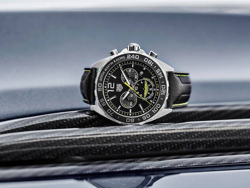 TAG Heuer Carrera Calibre Heuer 01 Aston Martin Special Edition - تحفة فنيّة فاخرة تنطلق في العالم